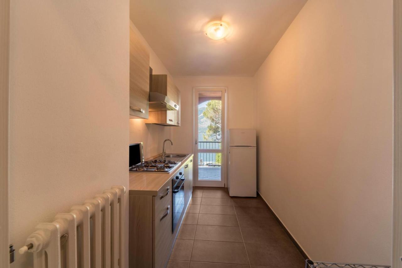 The House With Red Sunsets Apartamento Varenna Exterior foto